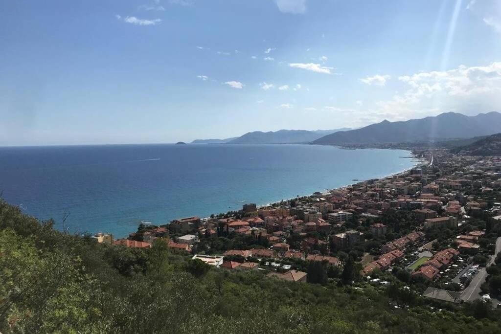 Casa Indipendente Su Due Livelli In Liguria-Vista Mare 6-7 Posti Apartment Magliolo Exterior photo