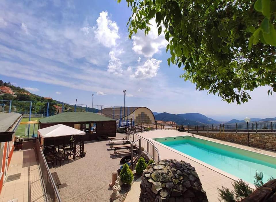 Casa Indipendente Su Due Livelli In Liguria-Vista Mare 6-7 Posti Apartment Magliolo Exterior photo