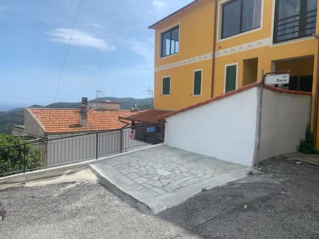 Casa Indipendente Su Due Livelli In Liguria-Vista Mare 6-7 Posti Apartment Magliolo Exterior photo