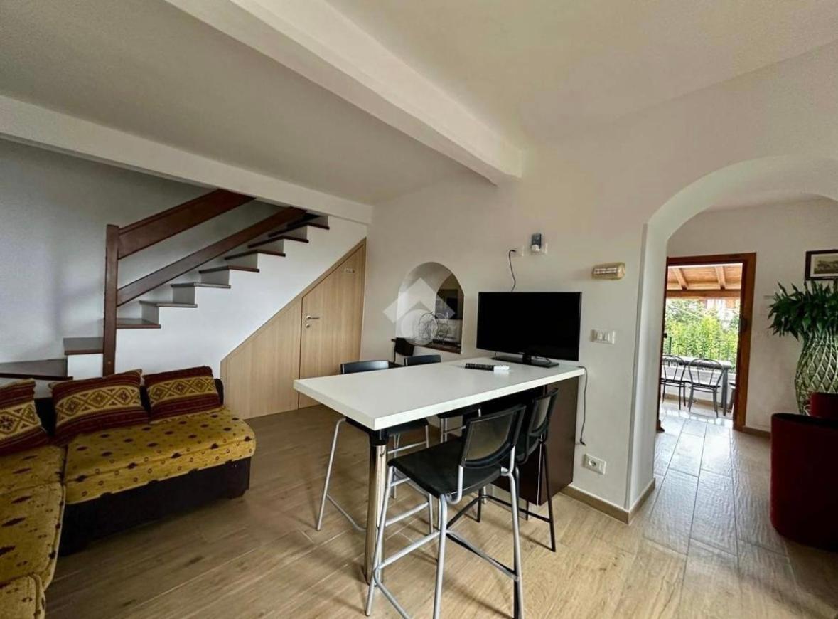 Casa Indipendente Su Due Livelli In Liguria-Vista Mare 6-7 Posti Apartment Magliolo Exterior photo